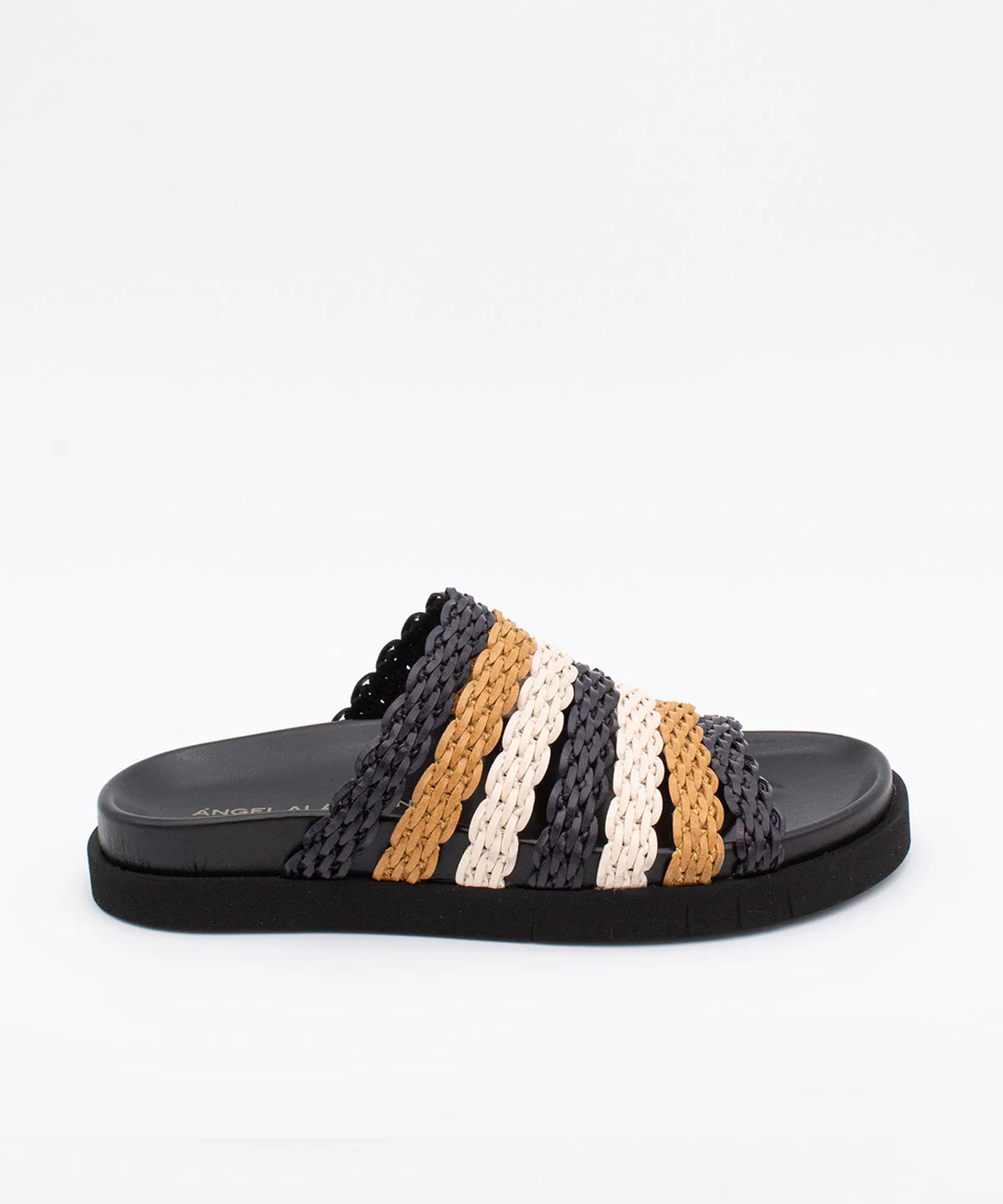 Sandalias planas de mujer